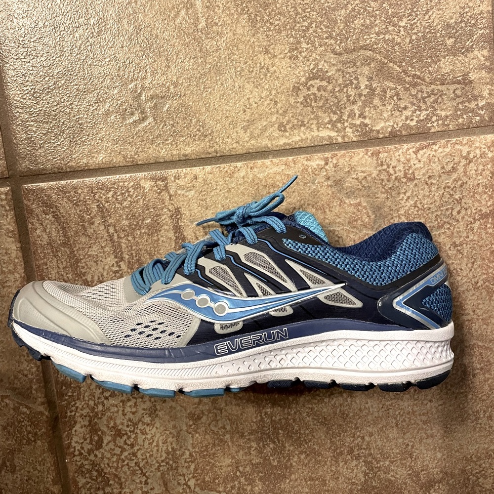 Saucony Omni 16 womens running shoes